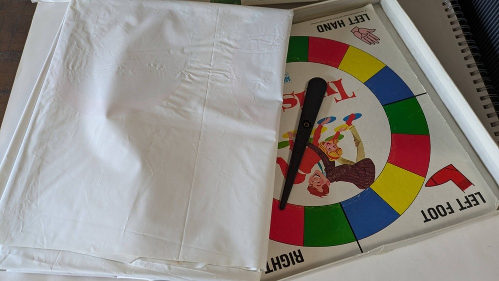 1974 Game Twister Milton Bradley