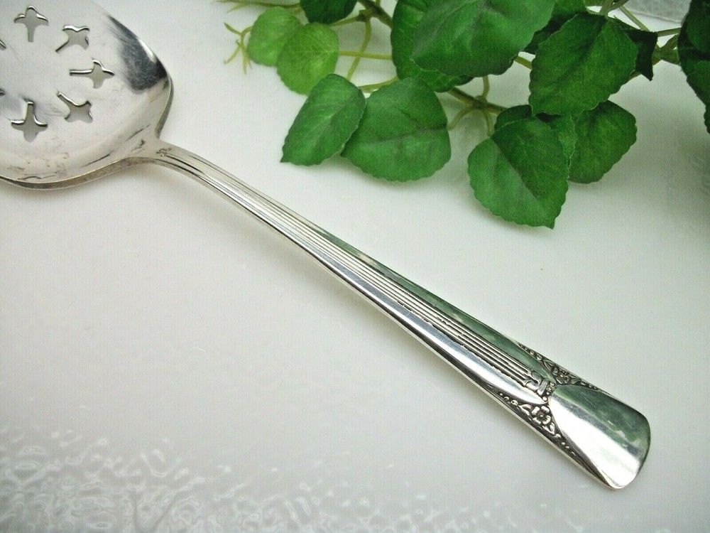 International Silver Embassy BOUQUET Silverplate Pie Cake Dessert Server 1939