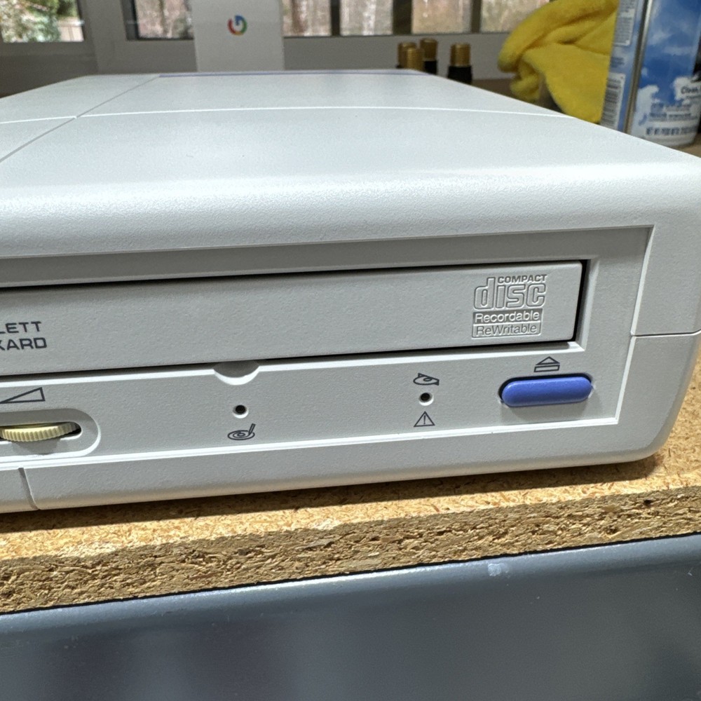 Hewlett Packard External CD Writer Plus (Vintage)