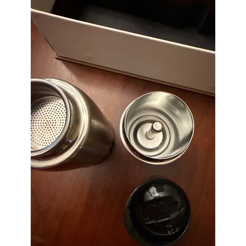 Walshen car-based coffee maker *read* NIB