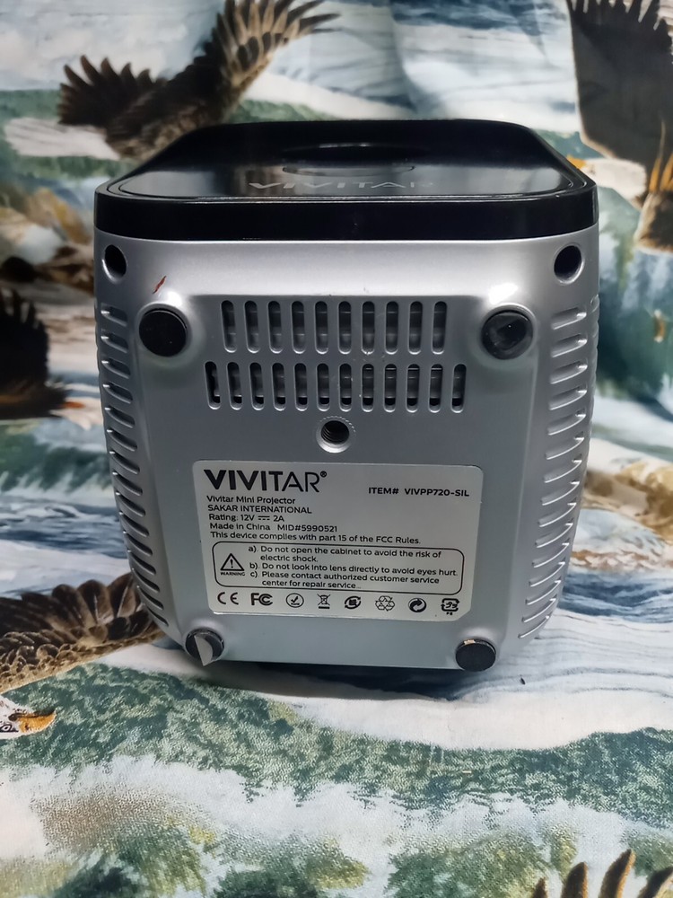 VIVITAR SUPER MINI PORTABLE PROJECTOR 1080P