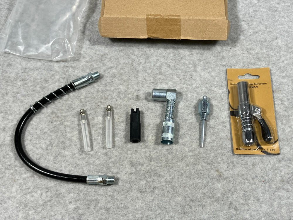 New 7 Piece Grease Gun Accessory Kit