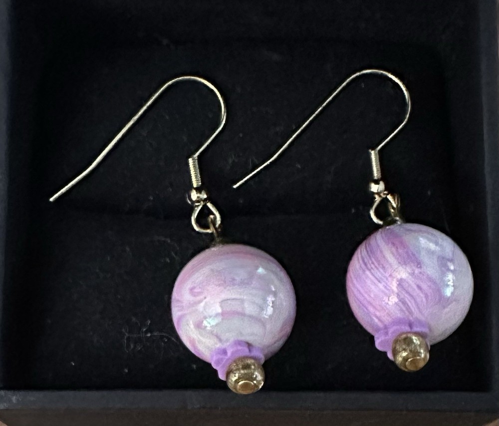 Raspberry Pink White Swirl Round Beaded Dangle Drop Gold Tone Hook Earrings
