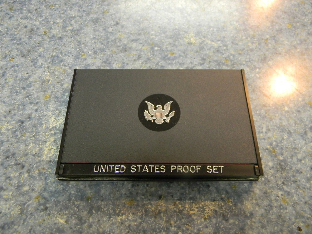 1977 Clad Proof Set U.S. Mint Original Government Packaging OGP