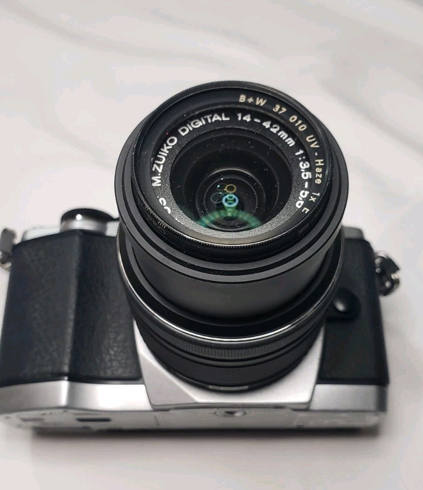 Olympus OM-D E-M10 Digital Camera For Parts