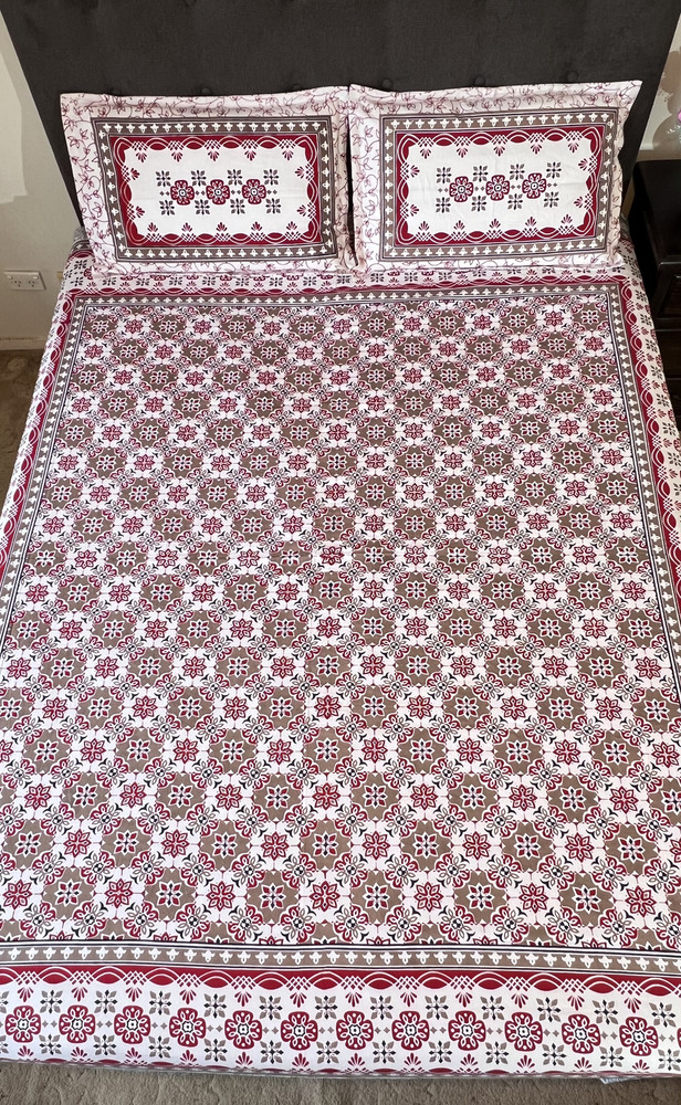 Bedsheet and pillow covers (100% Cotton)