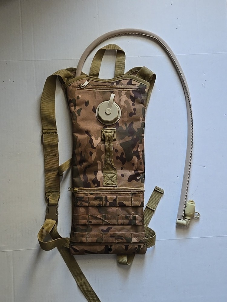 Multicam 3L Hydration Pack Backpack New Without Packaging Hiking Outdoors Camo