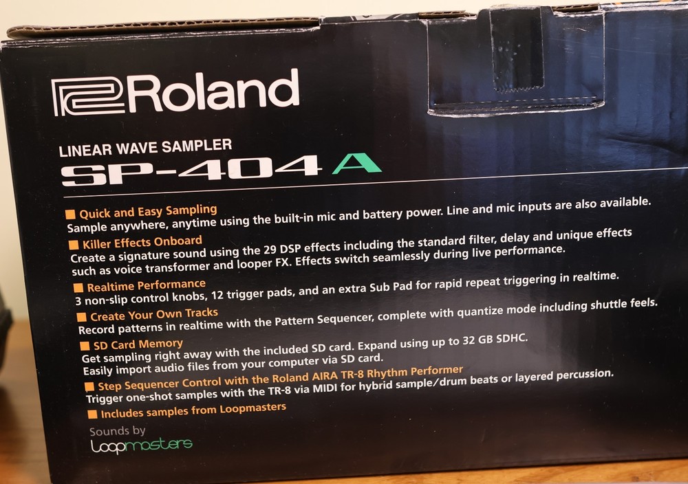 Roland SP-404A Linear Wave Sampler Mint condition