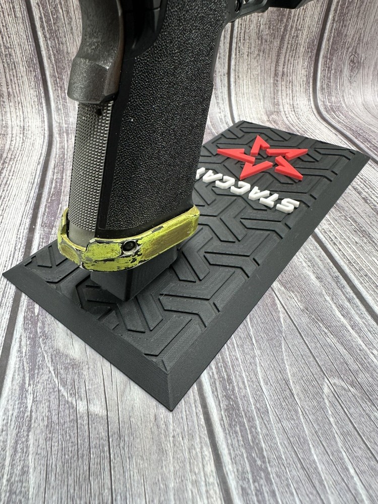 Staccato 2011 Display Stand And Safe Organizer