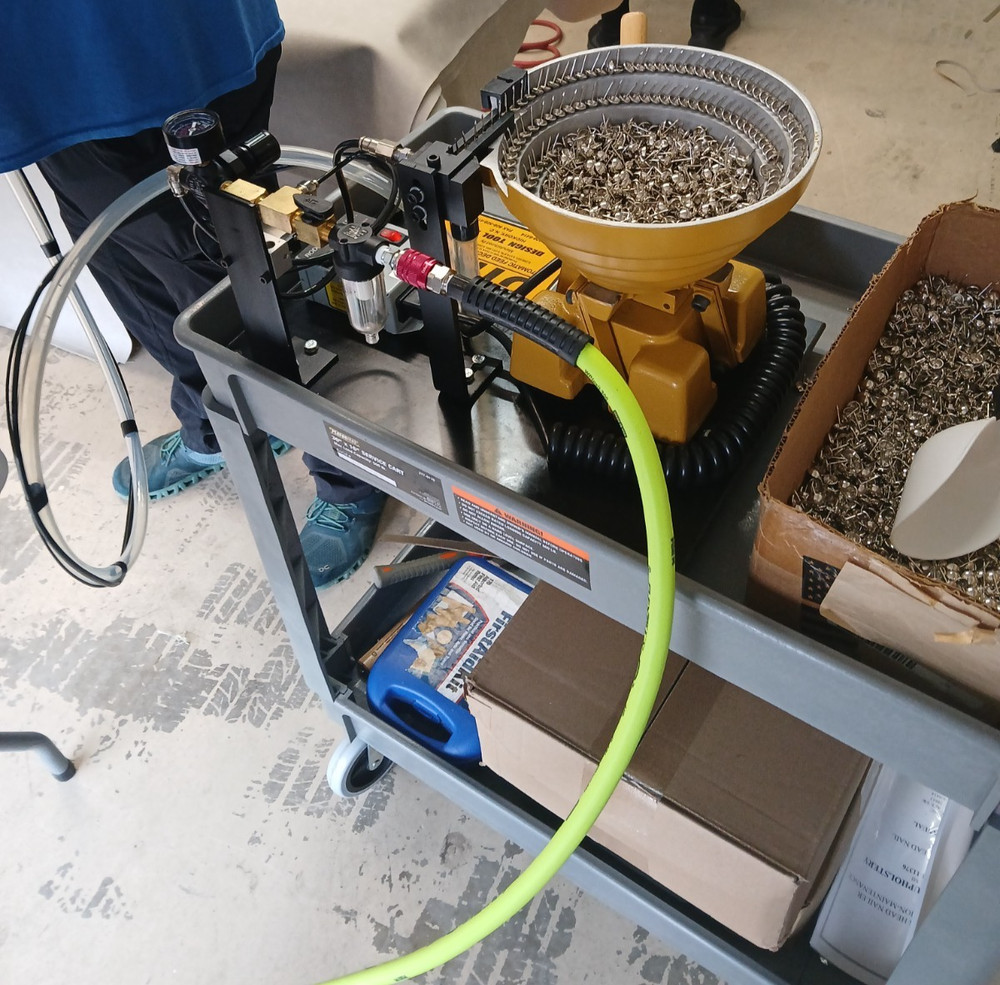 Automatic Brass Head Nail Gun DTI 7000