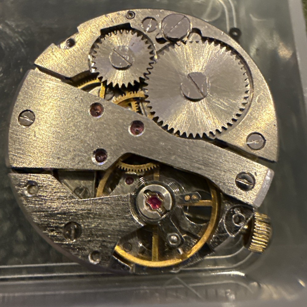 Vintage Mechanical Watch Movement unknown