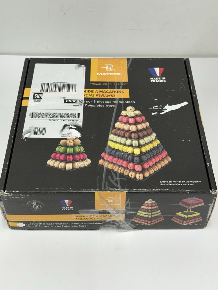 Matfer Macarons Pyramid Macaroons Display