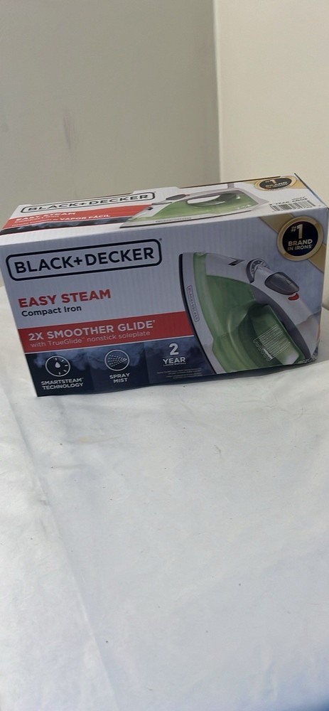 BLACK+DECKER Easy Steam Compact Iron Smart Steam Technology