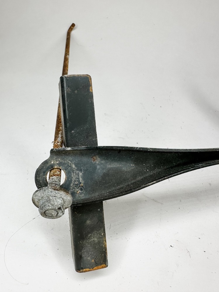 1986 Jeep Commanche Battery Hold Down ONE ROD