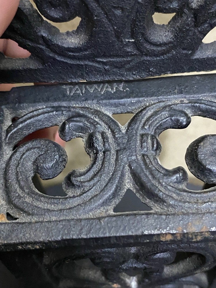 Vintage Style Cast Iron Wall Mount Match Holder Ornate Scrollwork Taiwan Rustic