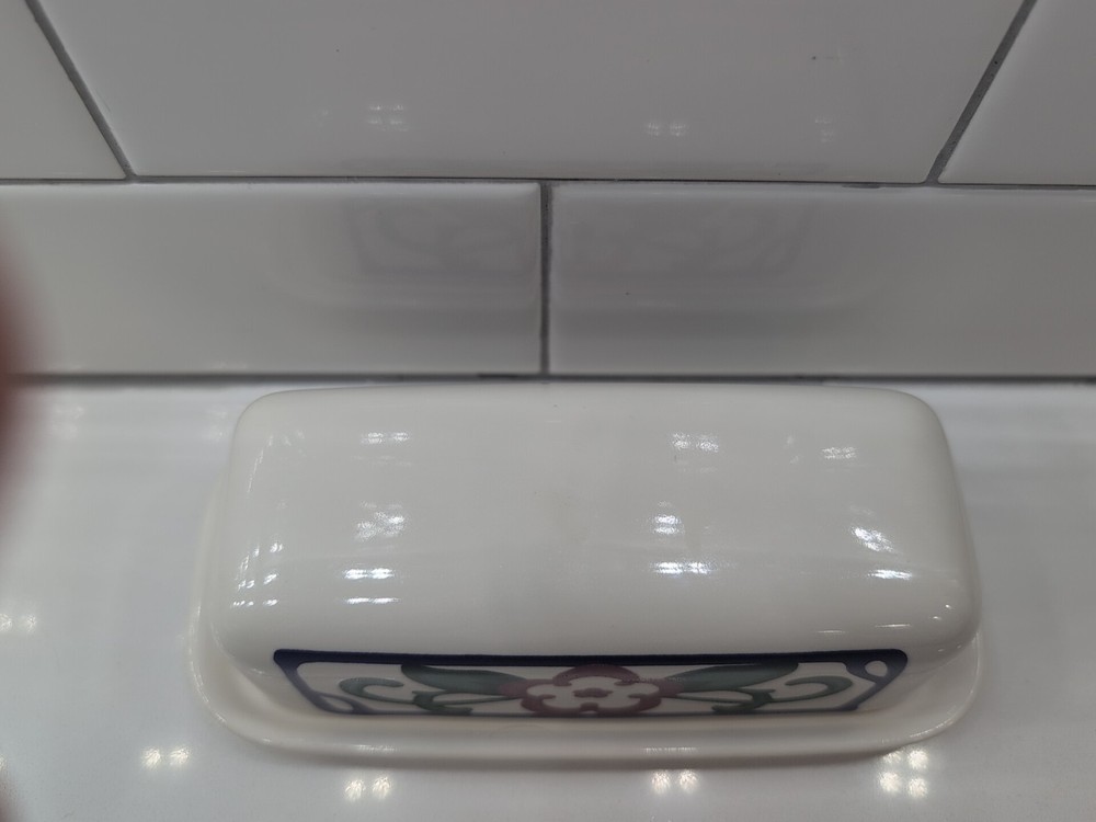 PFALTZGRAFF Arbor Vine Lidded Butter Dish