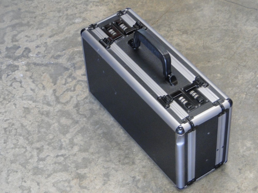 DUEL SIDED COMBINATION HANDGUN CASE
