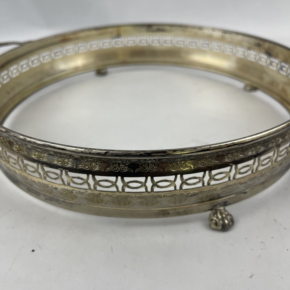 3639 Silver Coated vegetable dish holder 8 3/4”