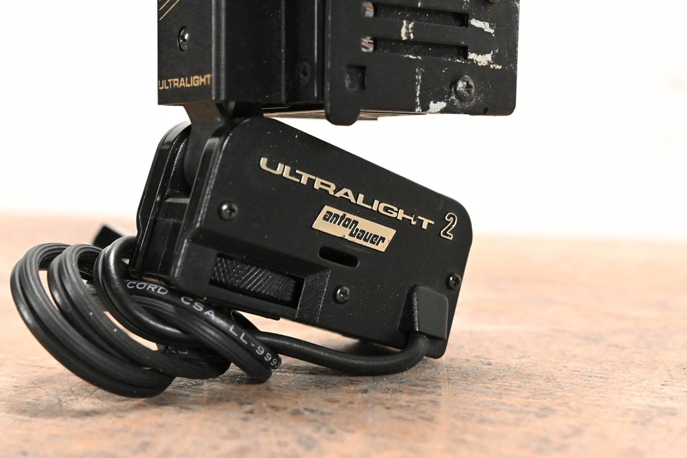 Anton Bauer Ultralight 2 On-Camera Light CG003EG