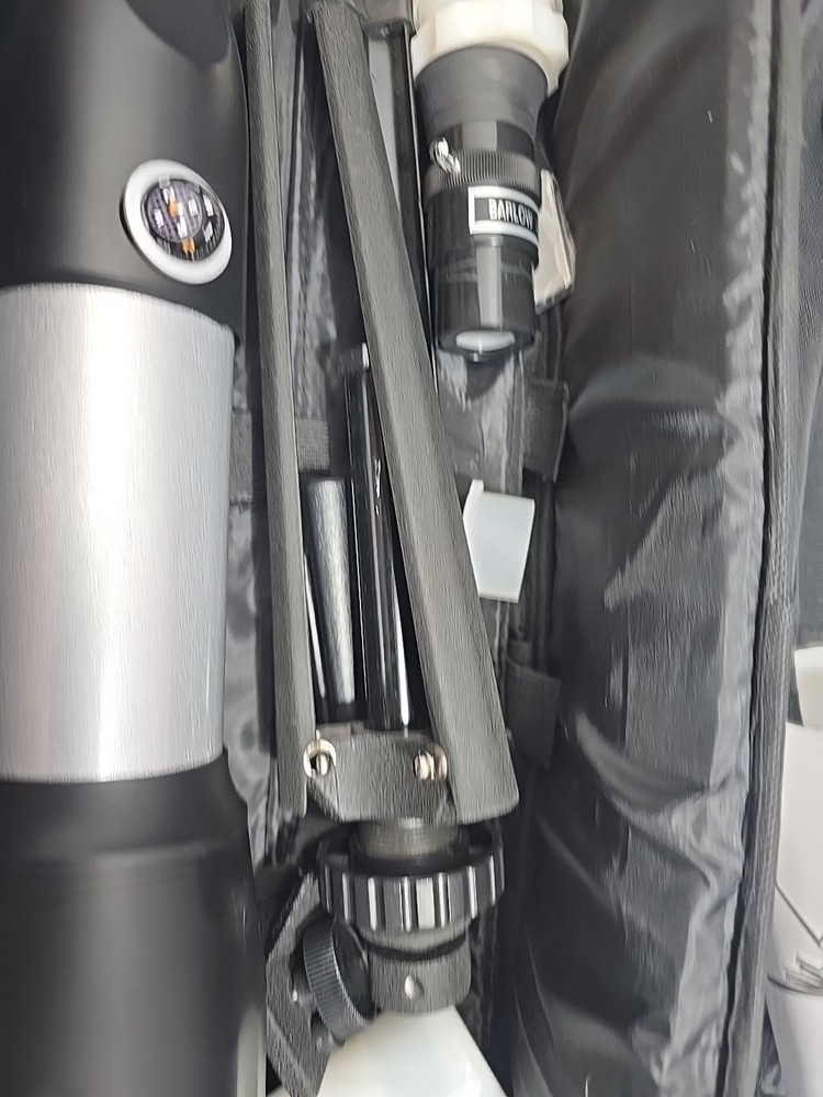 Brookstone Compact Telescope: Tripod SR4mm & H20mm Eyepieces