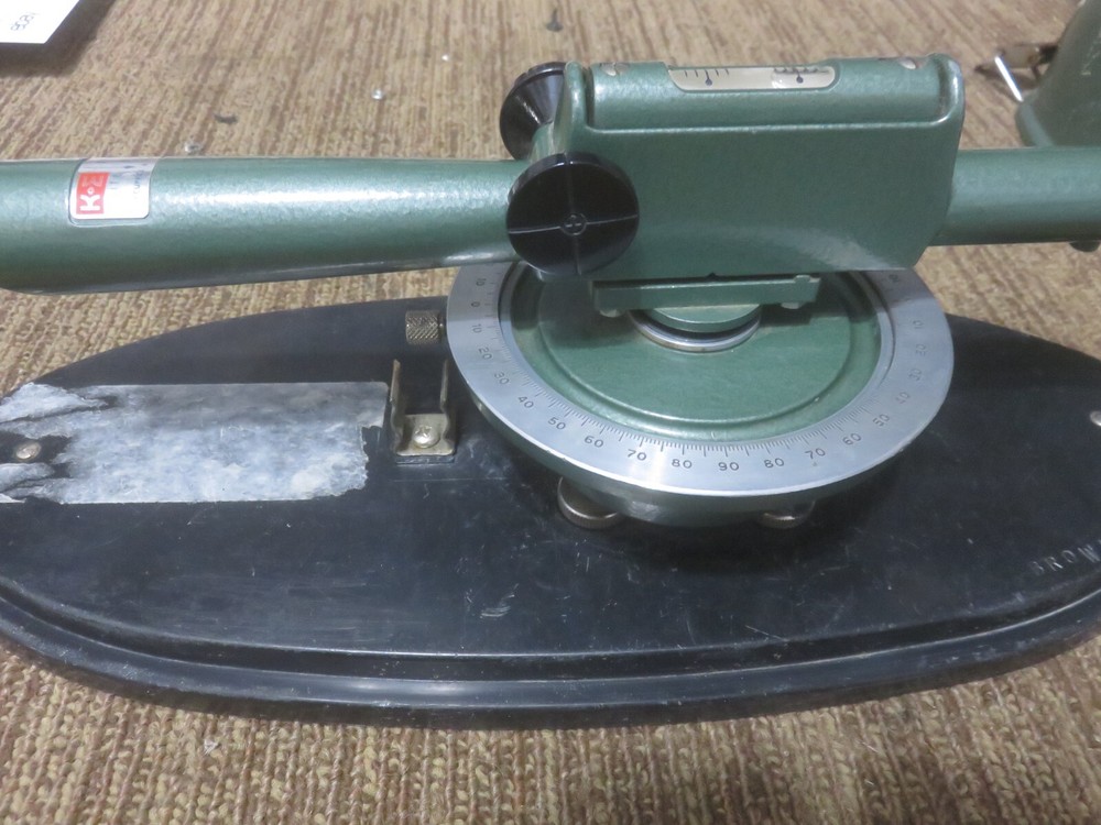 K&E LAND SURVEYORS LEVEL