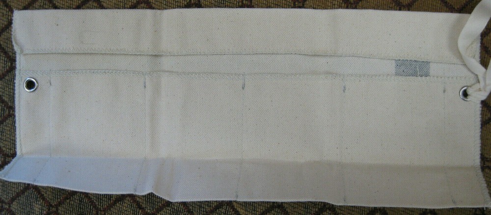 Guerrillia Roll-Up Paint Holder