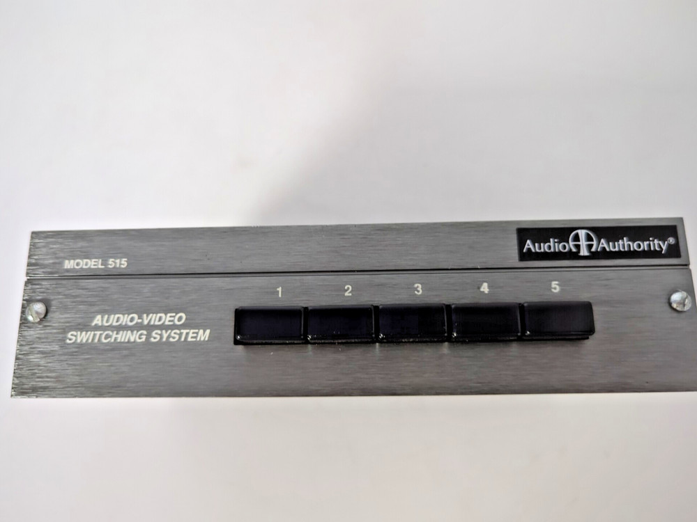 AUDIO-VIDEO SWITCHING SYSTEM MODEL 515 MICRO VIDEO COMPARATOR-FULLY FUNCTIONAL