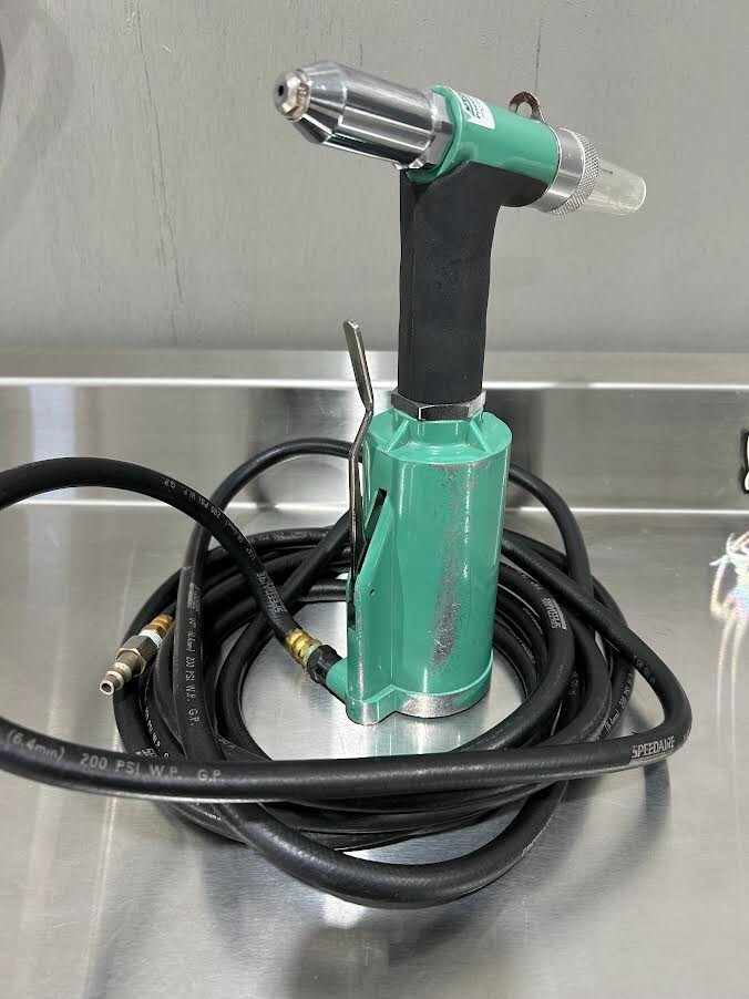 Speedaire 3CRH3 Rivet Tool,100 psi,1983 lb Pulling Force; Blind Rivet, Pneumatic
