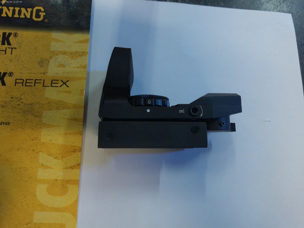 Browning 1290230: Buckmark Reflex Sight, Black