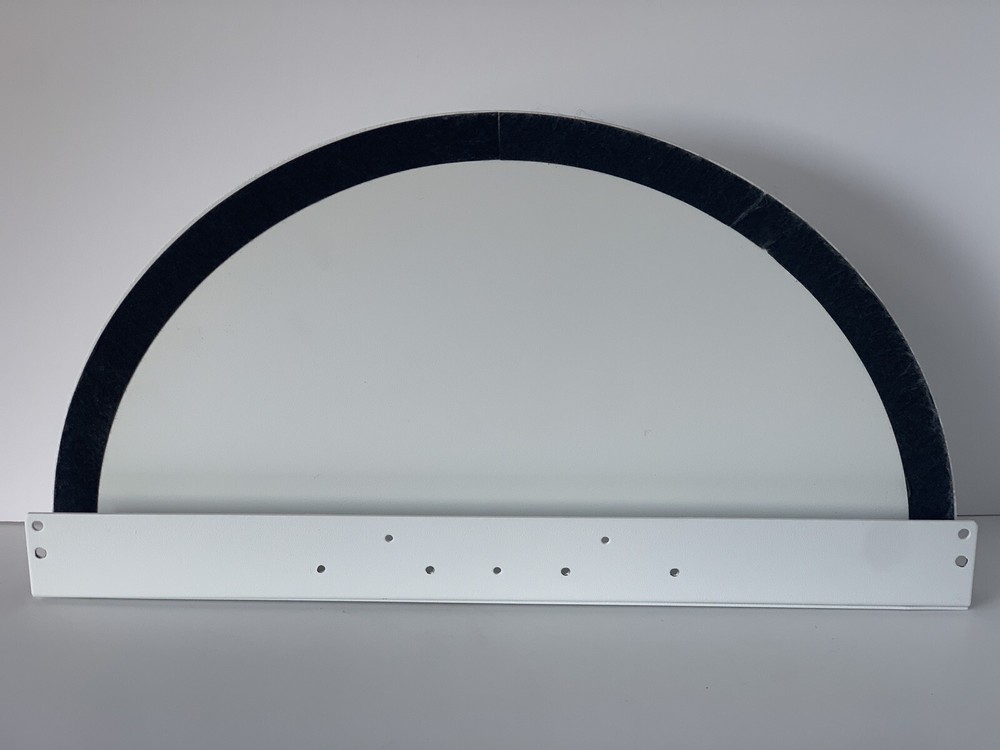 Humanscale DE250 White Corner Sleeve “pre-owned, Unused “