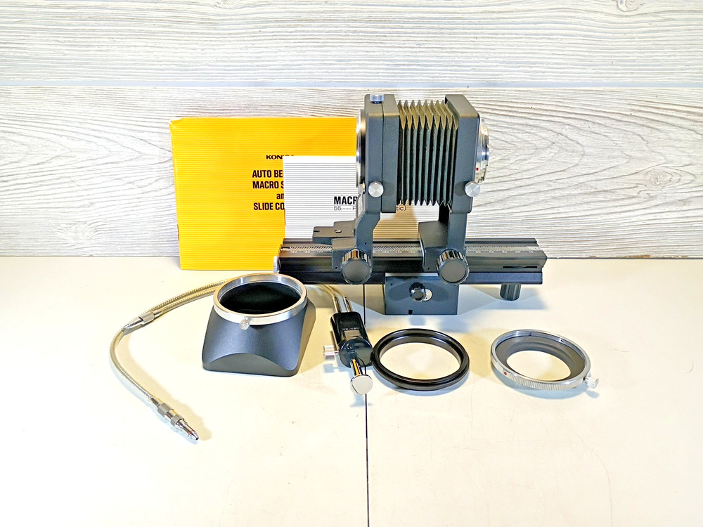 KONICA AUTO MACRO BELLOWS AR W/BOX AND MANUAL GOOD