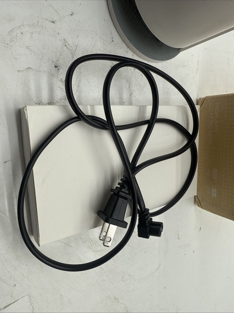 Led Source Ultra HD MultiMedia Projector High Dynamic Range White