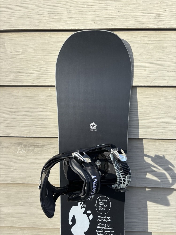 Sessions Gonzales 148cm or 151cm Snowboard w/5th Element Medium Bindings