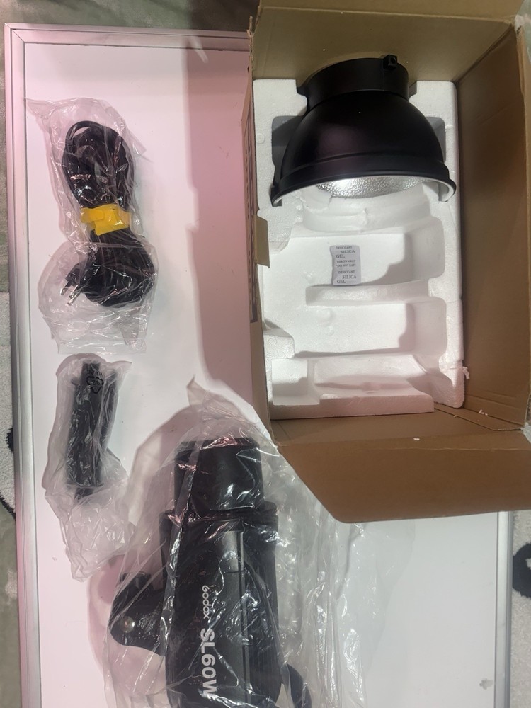 Godox SL-60W LED Video Light Kit (Missing Control ) Condition NEW TESTED