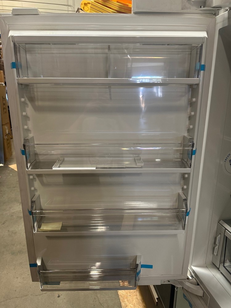 Sub-Zero 30" Panel-Ready Integrated Bottom-Freezer Smart Refrigerator - IT30CILH