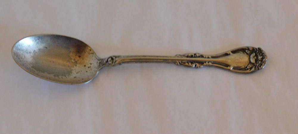Teaspoon Spoon - WM. A. ROGERS Silver Plate - Floral Scrolls Pattern   #P87