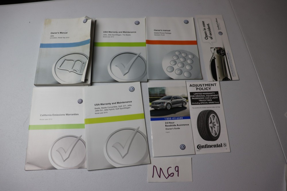 2012 Volkswagen Jetta Owners Manual OEM Complete Set