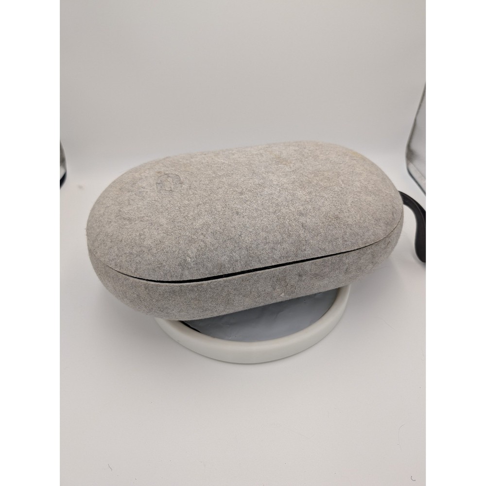 Meta Oculus Quest 2 Carrying Case Grey Felt VR Headset Controller Travel Bag