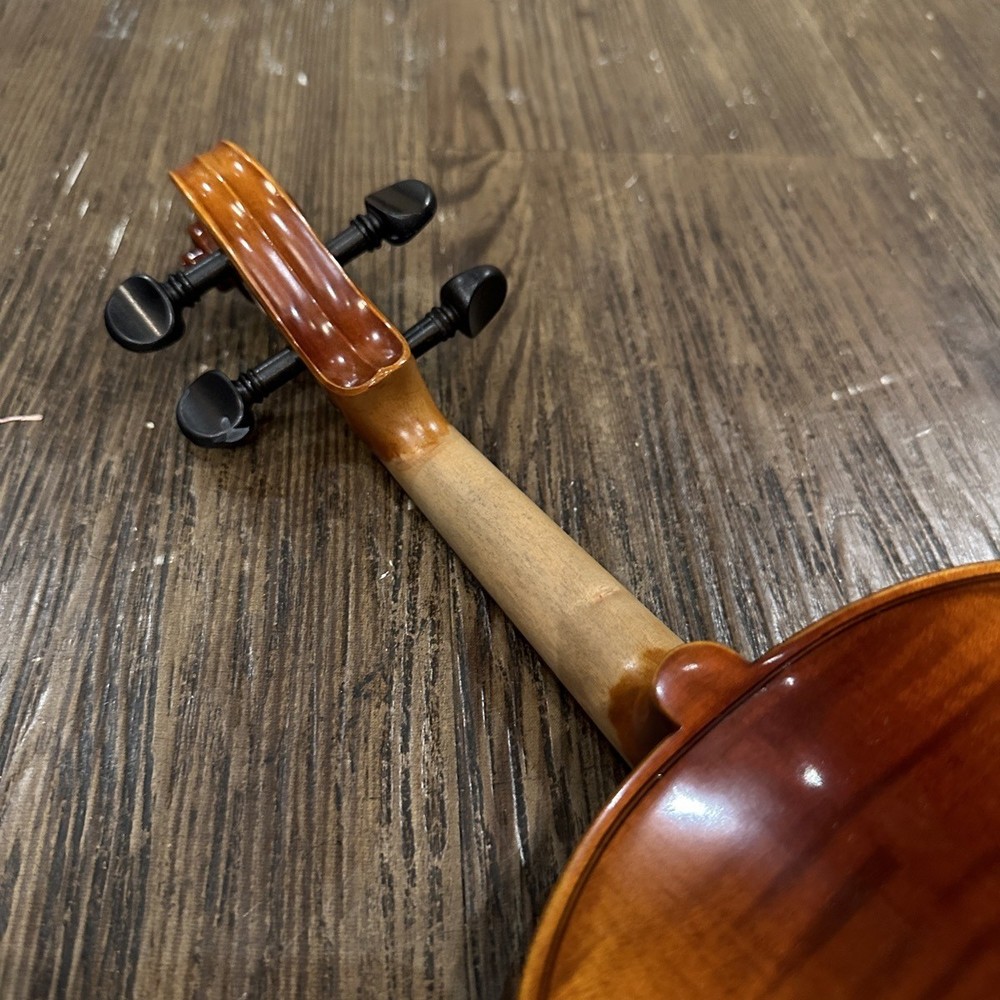 Suzuki No.300 1/2 Violin - a333