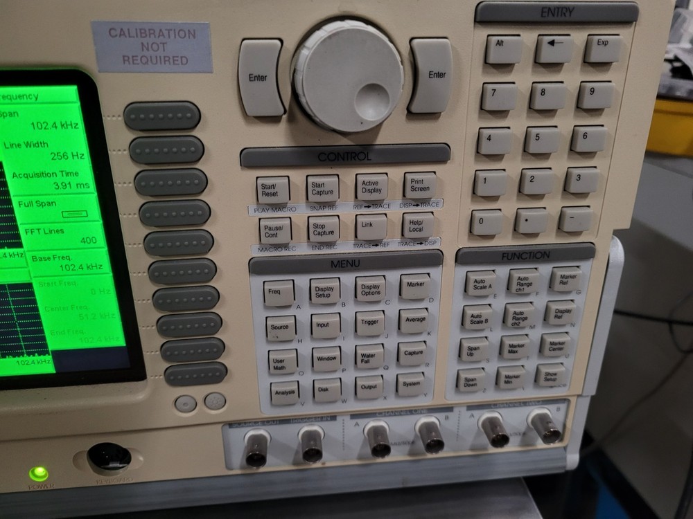 SRS Stanford Research Systems SR785 2 Channel Dynamic Signal Analyzer