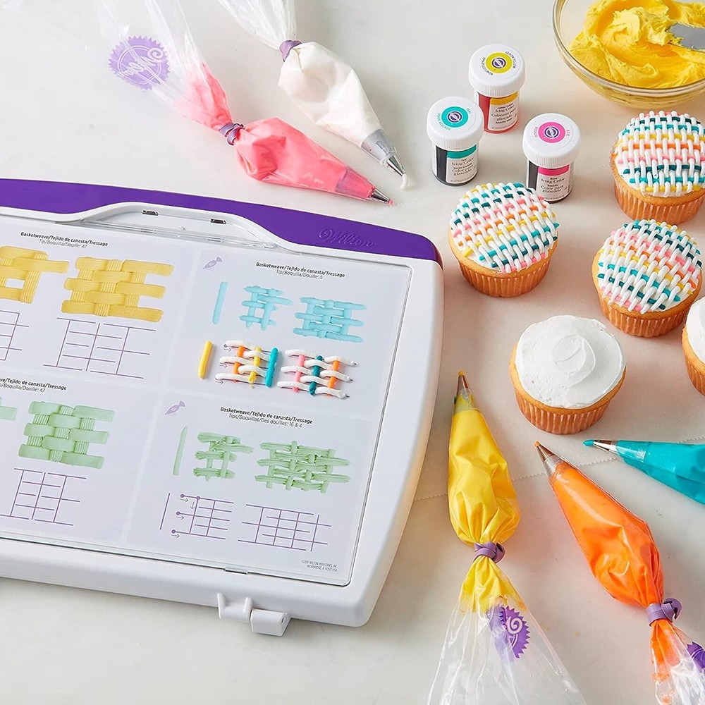 Durable Practice Board - Essential Tip Companion - Cake Decorating Guide