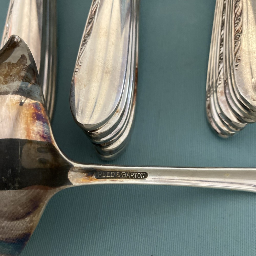 Reed And Barton Stainless Steel Flatware 56 Piece Set Case Tarnished