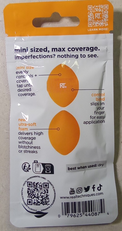 3 Real Techniques RT Mini Miracle Concealer Puff Trio 3 In Pack.