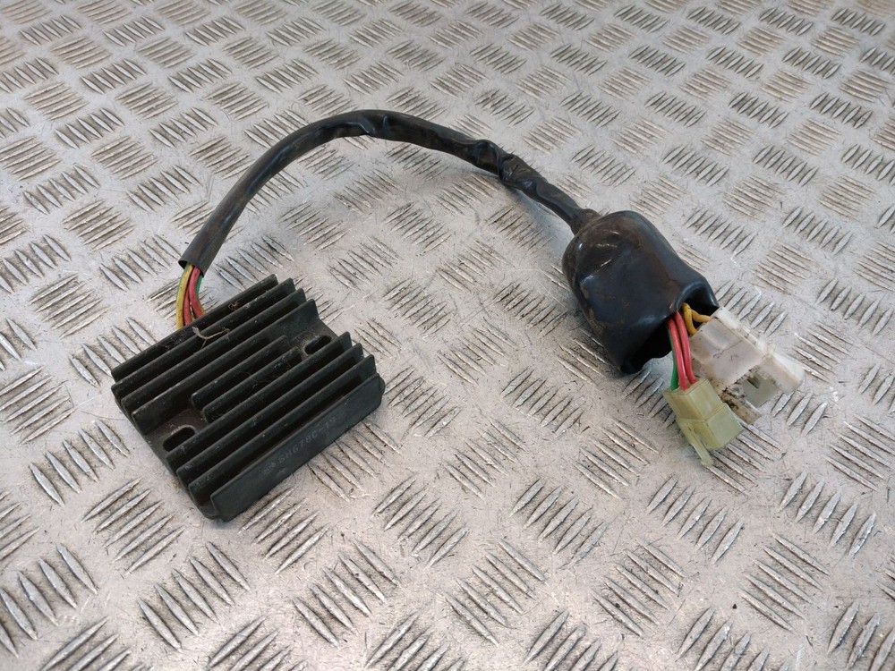 2000 HONDA CBR900  RECTIFIER REGULATOR