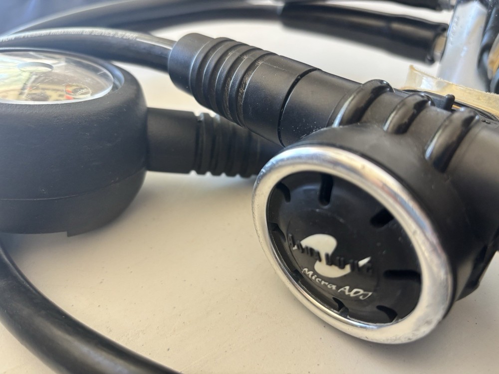 Aqualung Micra ADJ Regulator, Matrix Master SeaBrite Computer, Gauges (UNTESTED)