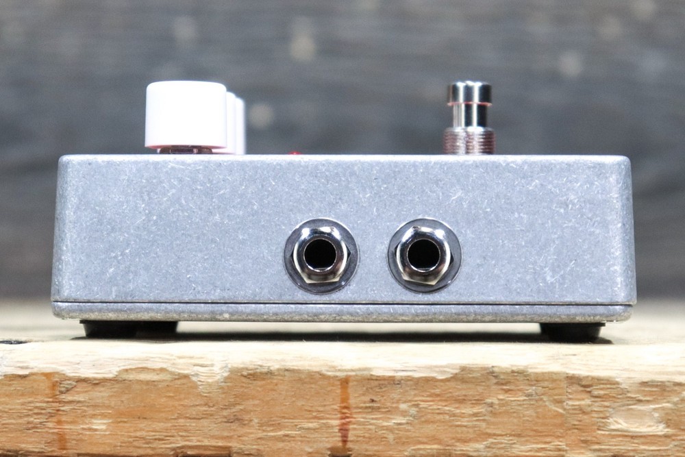 Electro-Harmonix Micro POG Polyphonic Octave Generator Compact Effect Pedal