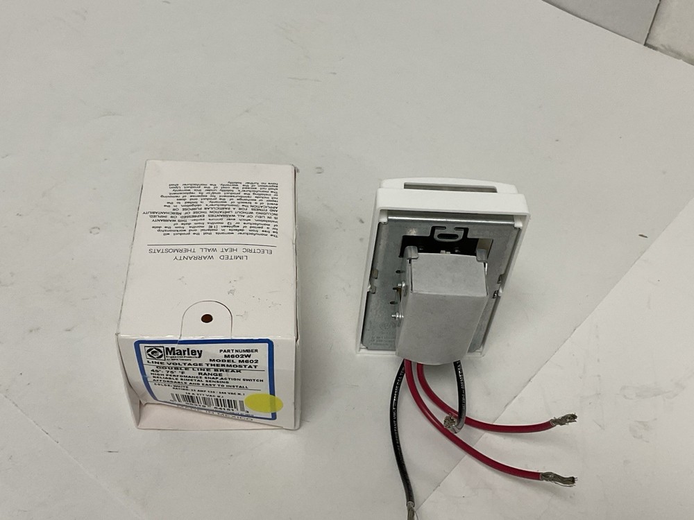 M602W Double Pole White Stat