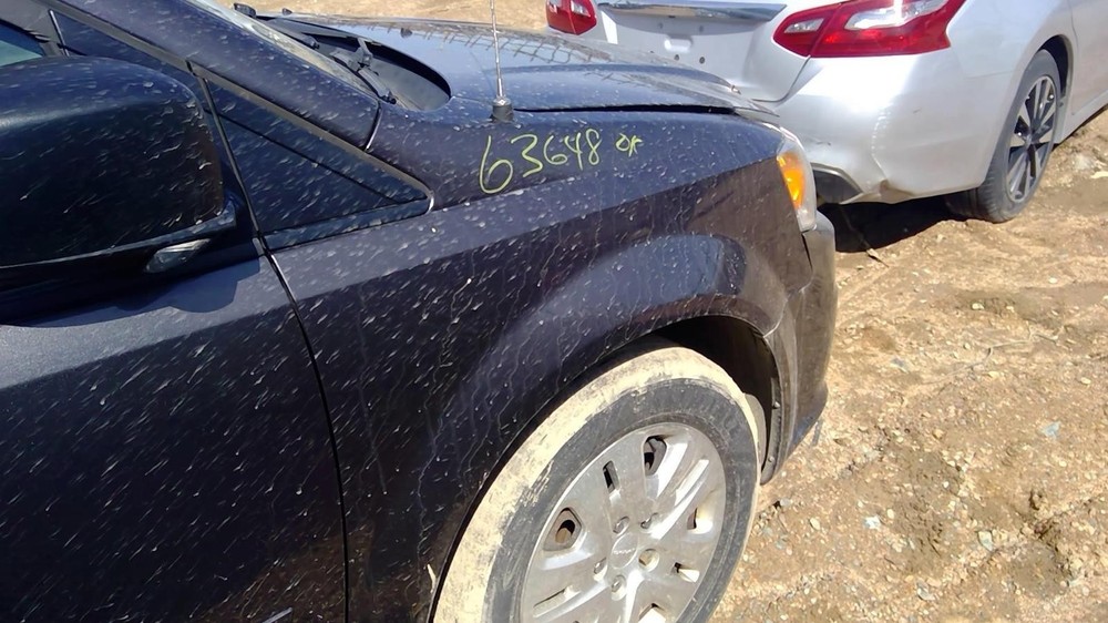 Used Floor Jack fits: 2017 Dodge Caravan Grade A