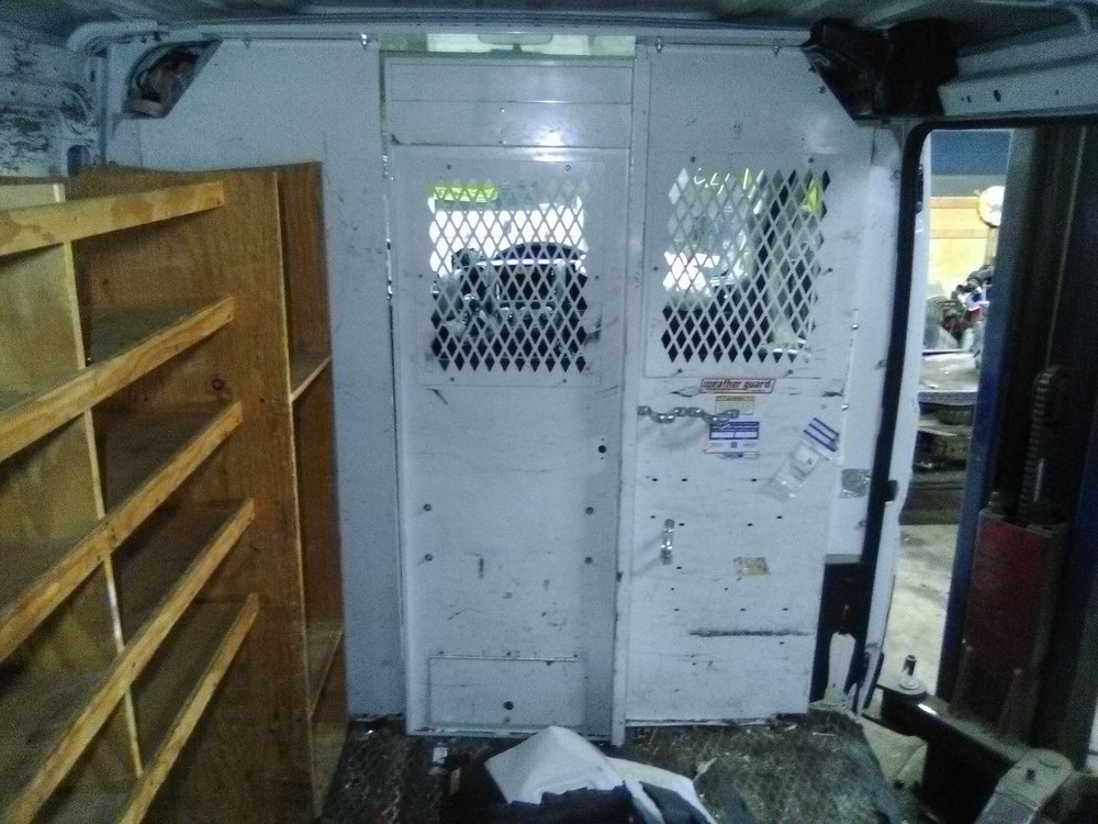 2018 Dodge Promaster 1500 Divider and Racks
