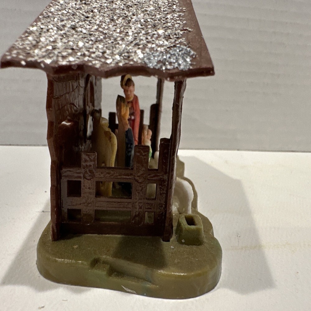 Vintage Small Nativity Mangers with Figure's Plastic